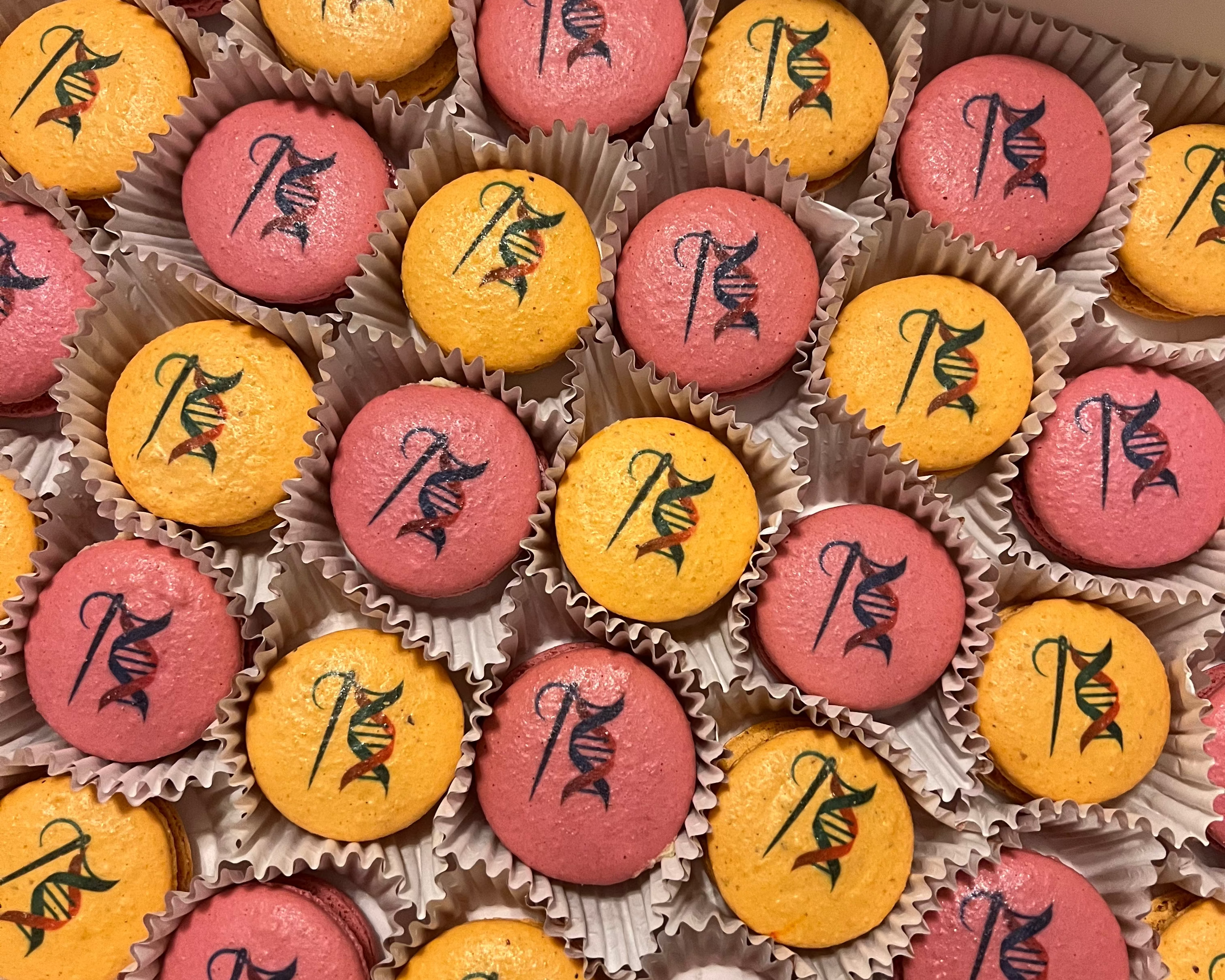 Corporate Logo Printed Macarons - Tailored genes