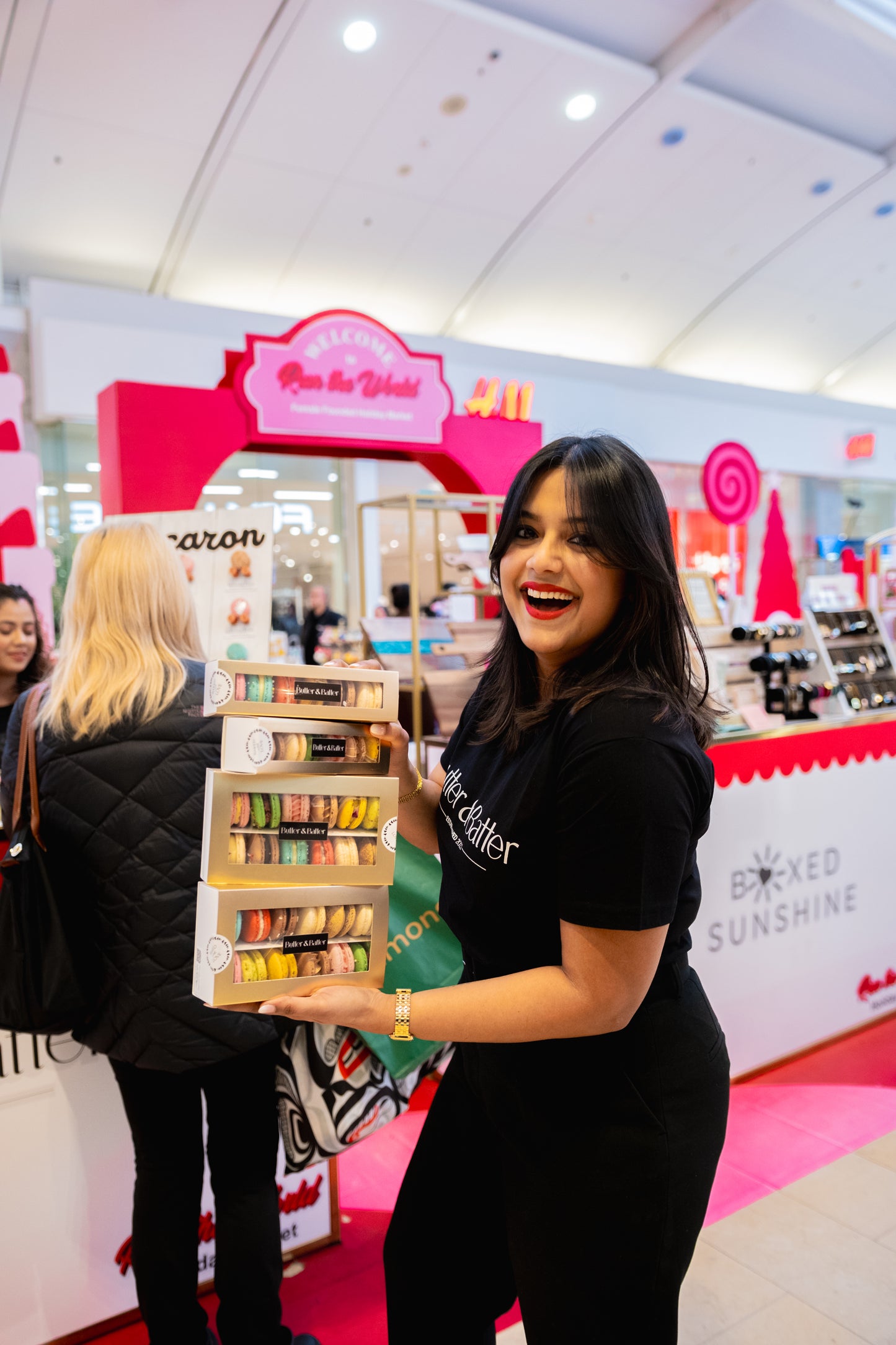 Holiday Assorted Macarons
